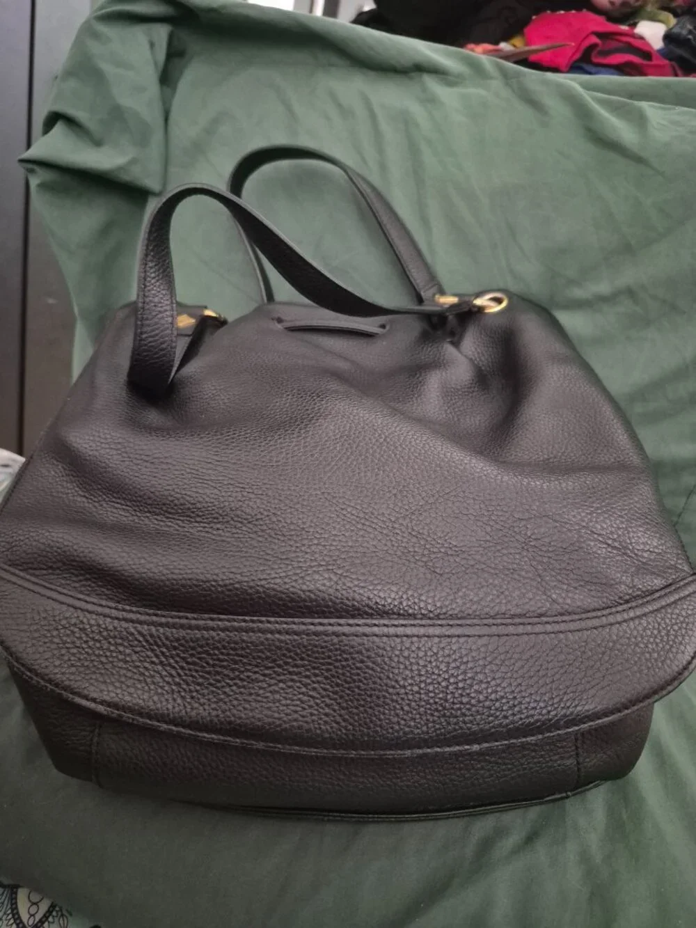 Bucket bag